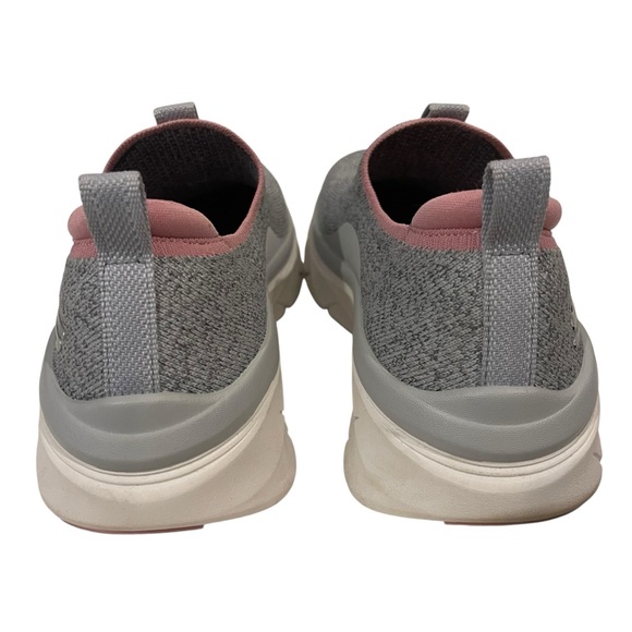 Skechers D’LUX Walker Memory Foam Women's Gray and Pink Slip-On Shoes - Picture 4 of 6